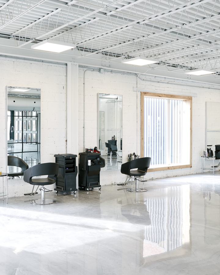 Max Gourgues Salon