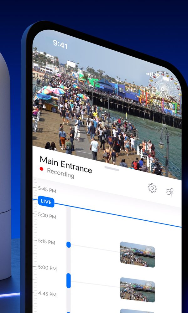 Live camera and timeline in the UniFi Protect app
